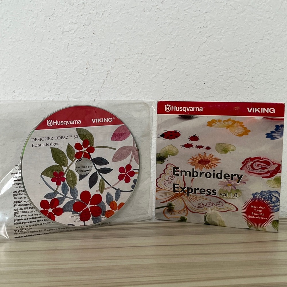 Lot of 2 -  Embroidery  Husqvarna Viking Applique CD Designs